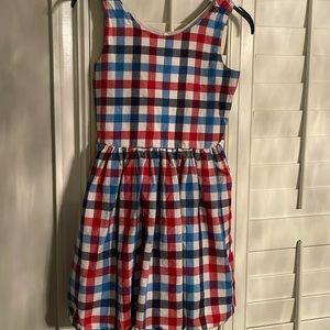 This is a Fourth of July themed dress! It is in wonderful condition!